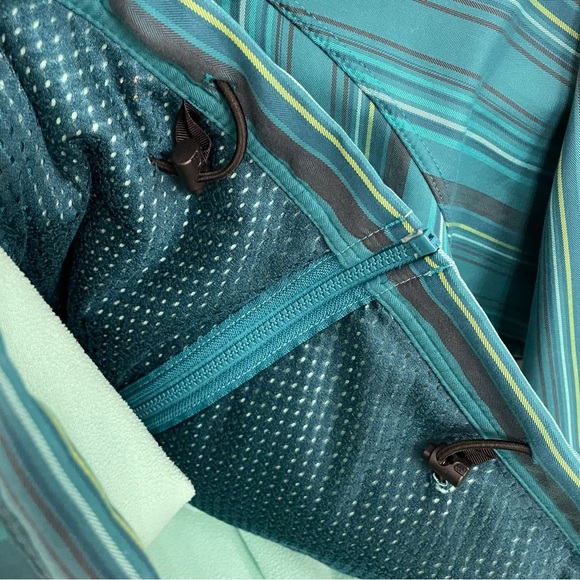 Patagonia Women’s Slope Style Full Zip jacket, Y2K stripe Size Large - Picture 6 of 7